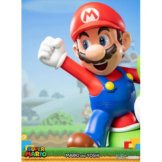 Super Mario – Mario and Yoshi Standard Edition First 4 Figures - 1