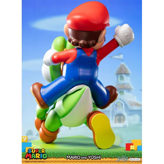 Super Mario – Mario and Yoshi Standard Edition First 4 Figures - 2