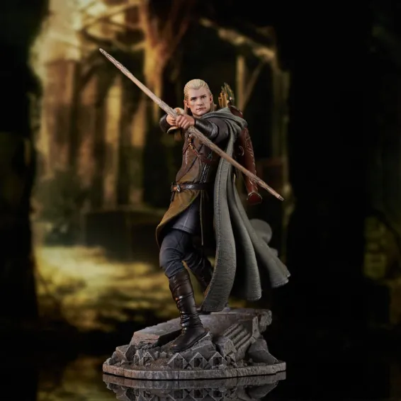 El Señor de los Anillos - Gallery Deluxe - Figura Legolas PREPEDIDO Diamond Select - 3