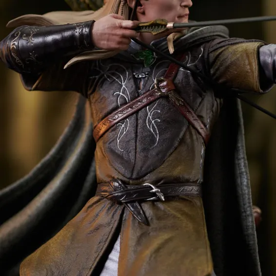 El Señor de los Anillos - Gallery Deluxe - Figura Legolas PREPEDIDO Diamond Select - 7