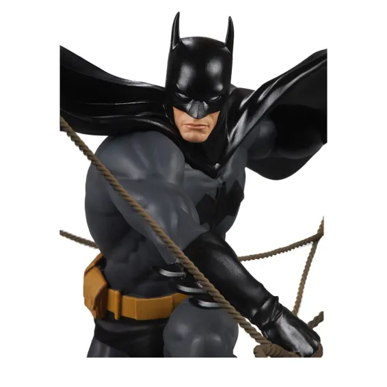 DC Comics - DC Designer Series - Figura Batman by Dan Mora PREPEDIDO DC Direct - 7