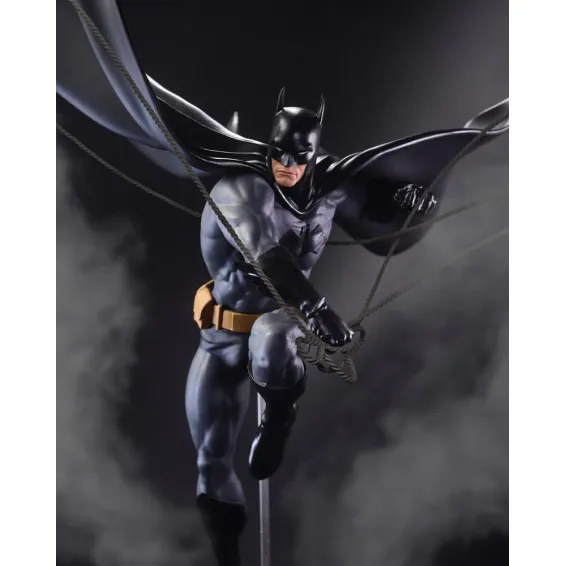 DC Comics - DC Designer Series - Figura Batman by Dan Mora PREPEDIDO DC Direct - 12