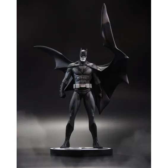 DC Comics - Batman Black & White - Batman by Jorge Jimenez Figure PRE-ORDER DC Direct - 6