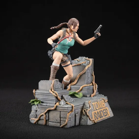 Tomb Raider - Lara Croft Figure PRE-ORDER Dark Horse - 12