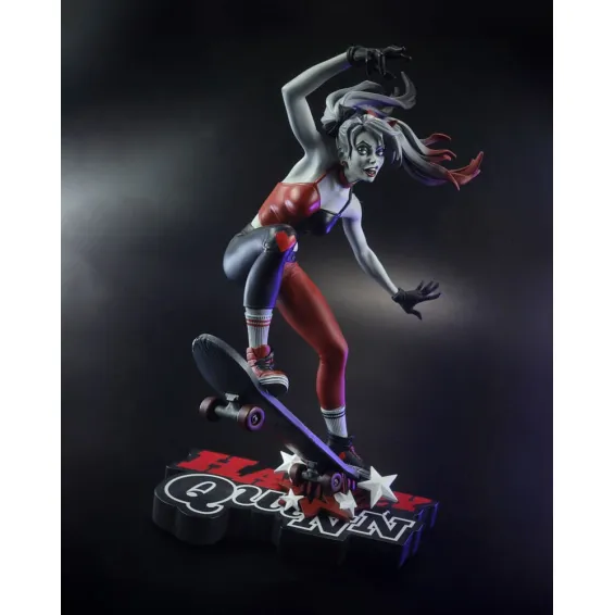 DC Comics - Harley Quinn: Red White & Black - Figurine Harley Quinn by Ivan Tao PRÉCOMMANDE McFarlane Toys - 4