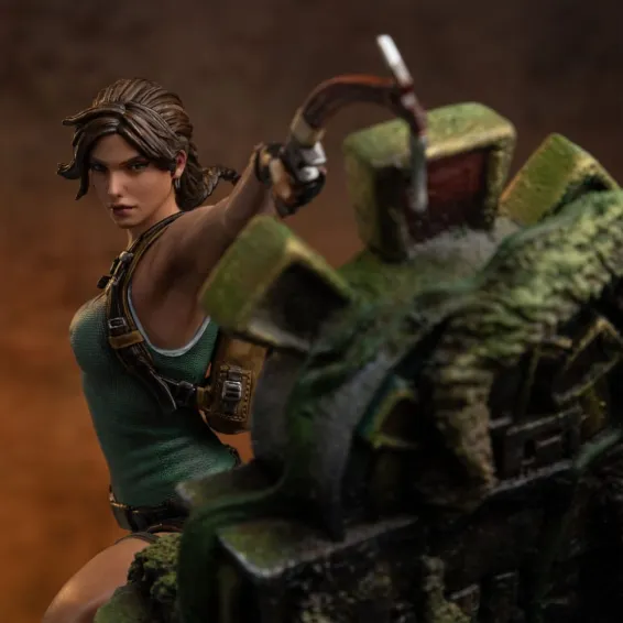 Tomb Raider - Deluxe Art Scale 1/10 - Lara Croft Figure PRE-ORDER Iron Studios - 10